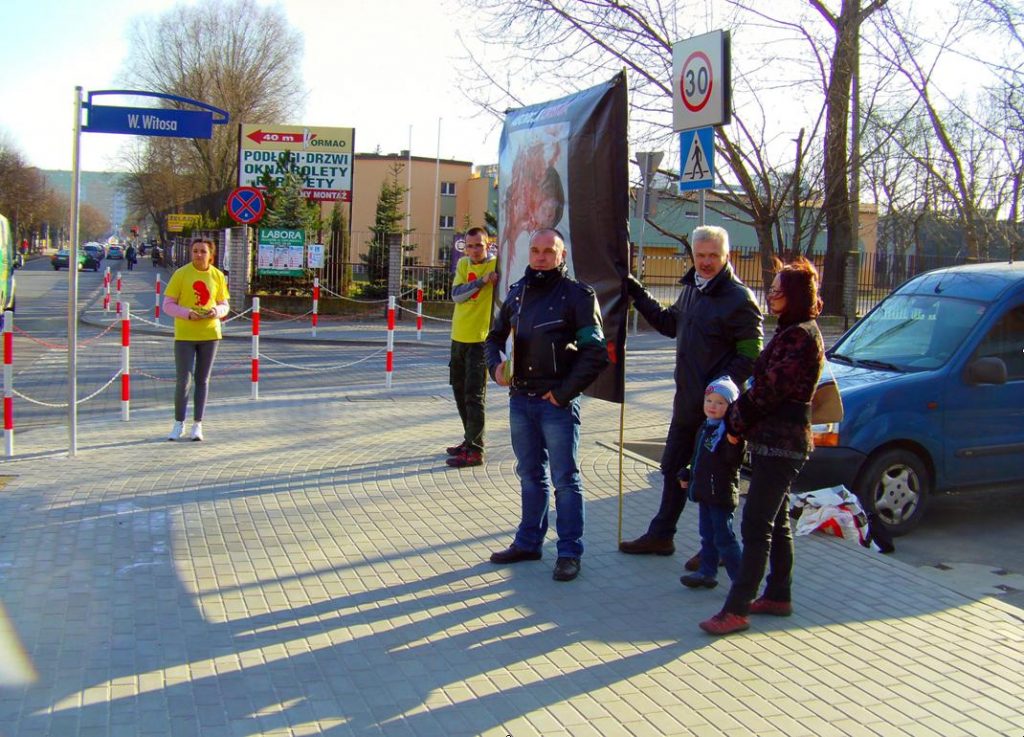 pikieta Belchatow 18.03.2015 Bronislaw Komorowski